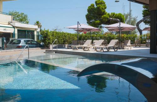 ArtRock Apartments - Photo 11