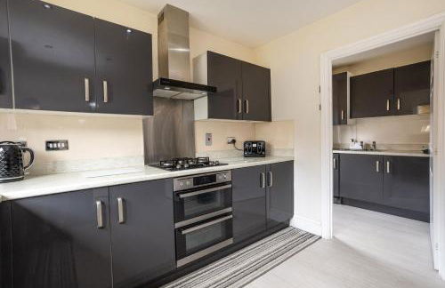 Boyton House Sleeps 14 Long Stays Parking Wi-Fi - Foto 6