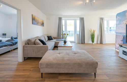 Captain's Nest - Stilvoll und modern, zentral in Hafennähe, inkl 2 Parkmöglichkeiten, 4 Schlafbereiche, 2 WCs, Arbeitsplatz, kleiner Balkon - Foto 3