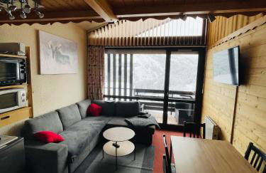 Appartement Plein Sud Cosy 6 personnes très bien équipé ,Vue splendide, Terrasse, Spacieux,Bien situé, Randonnées,Ski - Photo 12