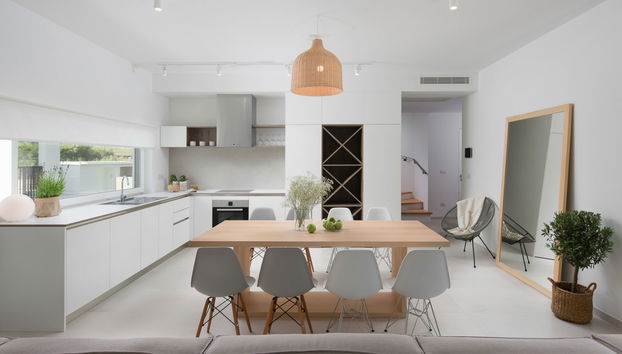 Kitchen / Dining Room