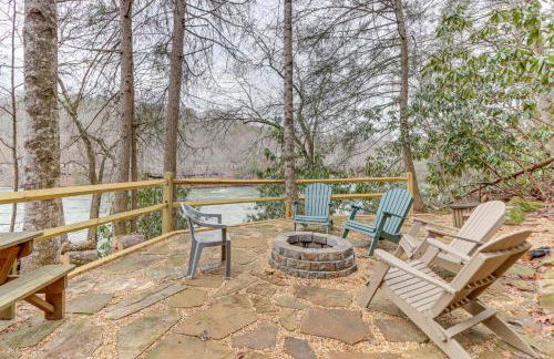 Toccoa Waterfront Hideaway Hot Tub and Fire Pit! - Foto 28