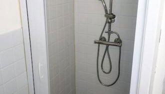 Grand Studio avec jardin et entrée privative à noter réservations de 3 nuits minimum - Foto 5