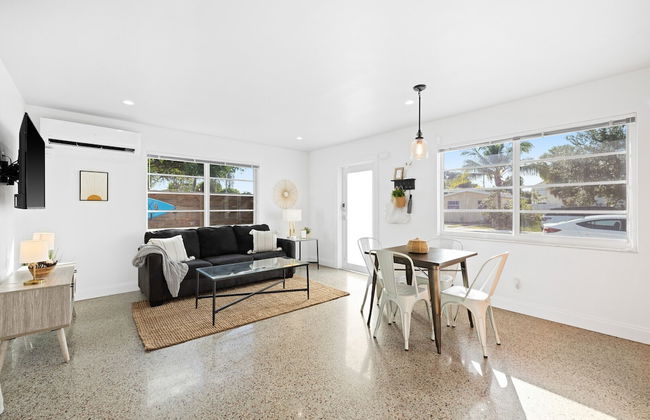 Modern Downtown Bungalow - Foto 11