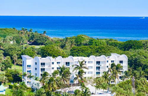 Luxury - 2BR 2BA - Balcony - Right Across From the Beach - Foto 1