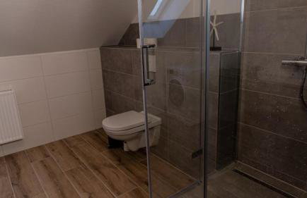 View Apartment - Photo 4