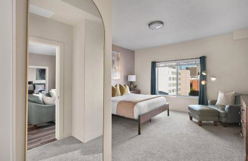 Convention Ctr - Stylish 2BD,2BA with Pool,Gym and Hot tub - Foto 26