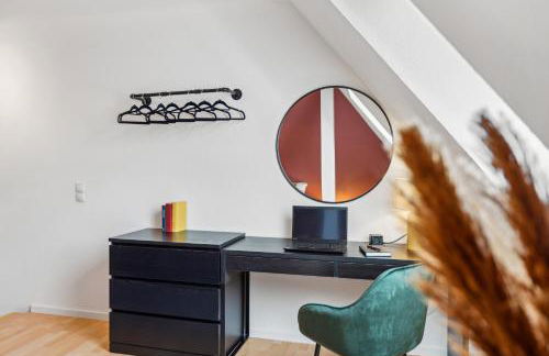 maremar - Design-Maisonette am Holzmarkt - Luxus Boxspringbetten - Arbeitsplatz - Loggia - Foto 22