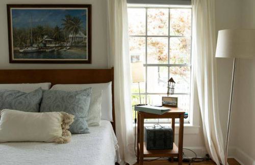 Historic Coastal Suite Steps to the Water - Suite One - Foto 5