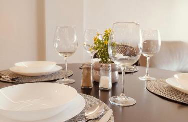 Claudia Luxury Apartment near the beach with a pool, gym, and secure gated parking - Foto 11