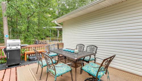 Fairfield Bay Home On Golf Course with Fenced Yard! - Foto 3