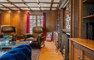 Unique Estate 5 Bedrooms Fire Pit Sleeps 10 - Foto 39