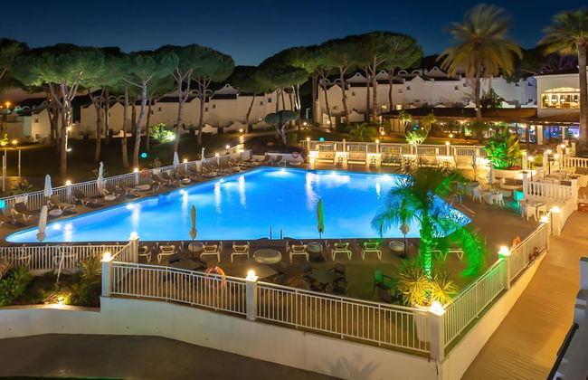 Marbella Resort 2 Pool Whirlpool Sauna - Photo 27