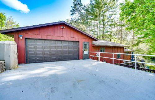 Grill and Fire Pit Waterfront Cameron Retreat! - Foto 36