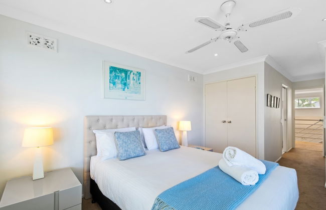 Noosa Entrance Waterfront Resort - Photo 56