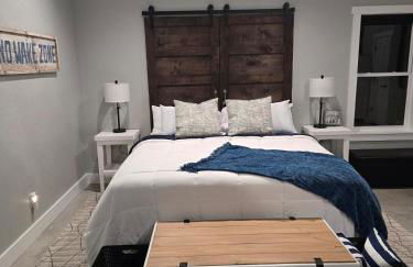 New Lux Cottage by Lake, King bed, Full Kit, Wi-Fi - Foto 43