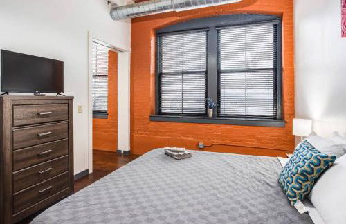 Centric NY Style Loft w/King bed - Foto 9