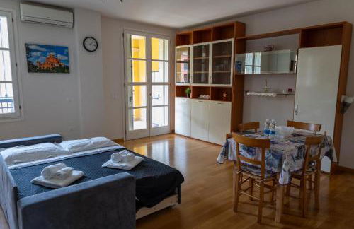 Reno River House - TWA - Photo 28