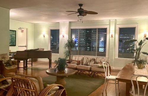 Your Penthouse Ocean view with City lights and Queen Mary too - Foto 54