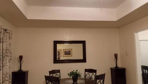 House near down town and fairgrounds - Foto 4