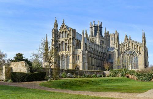 Netherall Manor Lodge - Photo 9