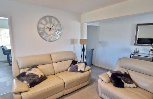 Great location very spacious. Sea and castle view - Foto 34