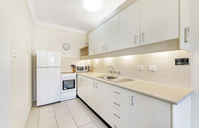 Smugglers on the Beach - Foto 24