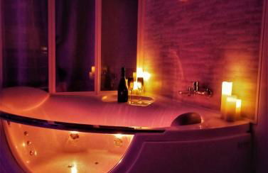 Nuit romantique détente et SPA Blagnac Toulouse - Foto 9