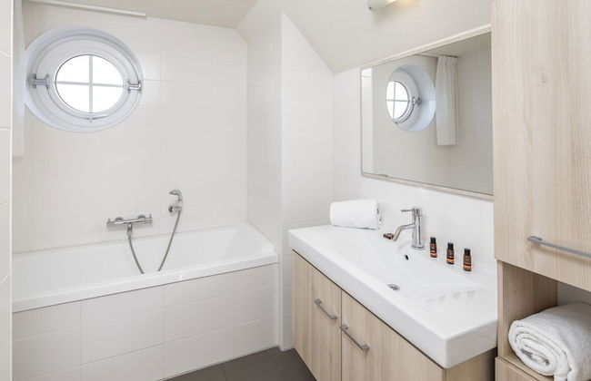 Villa in Cadzand-bad Near North Sea Beach - Photo 5