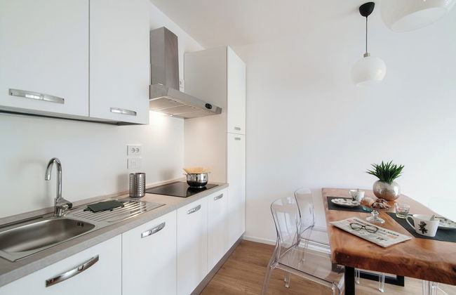 Cozy JOIVY Suite 3 with parking - Photo 15