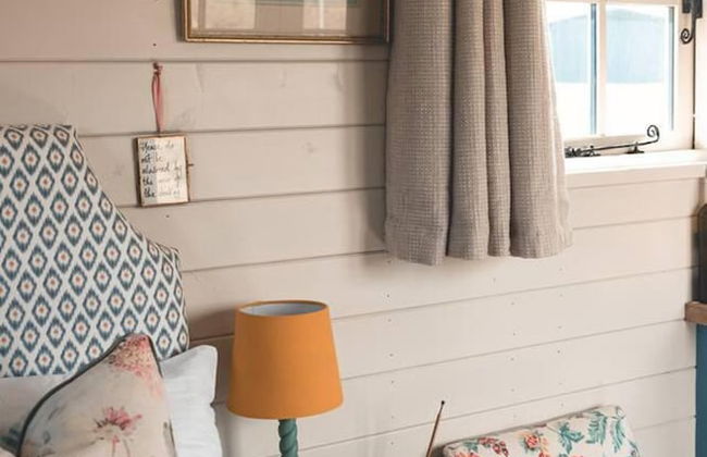 Dog Friendly Shepherd's Hut, Perfect for Couples - Photo 31