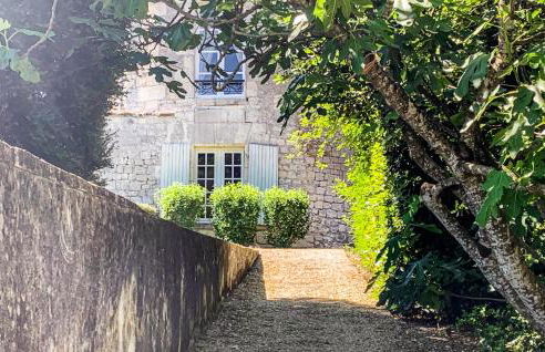 2 Bedroom Stunning Home In Chinon - Foto 7