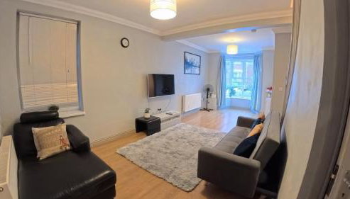 Labbyf Spacious 3-4 Bed House - Northampton Train Station, University and City Centre - Foto 2