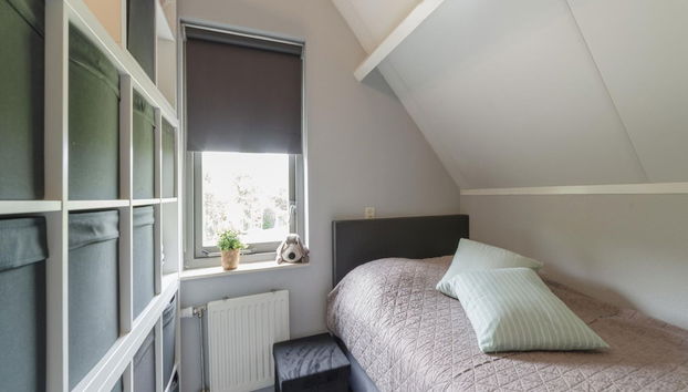 Spacious Holiday Home With Sauna Near Beach - Foto 4, Habitación