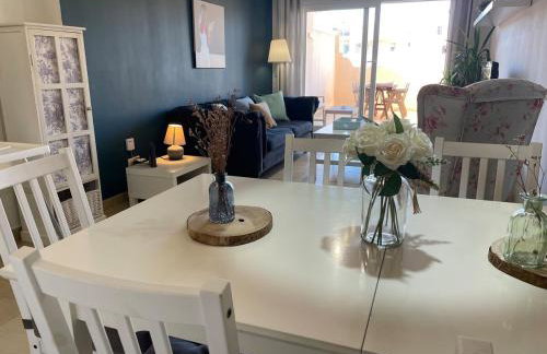 Apartamento con piscina y terraza muy cerca de la playa - Foto 15