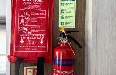 LuxeHaven at Tattershall Lakes Park with Hot Tub - Foto 49