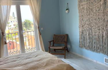 Luxury Villa with Panorama View and Heated Pool - Photo 39