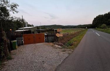 Kuća za odmor uz rijeku Utinju - Foto 70