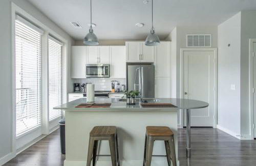 Boulevard Stays Pool Gym Parking 1BR King Suite C - Foto 7