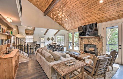 The Ultimate Luxury Retreat on Lake Burton! - Foto 1