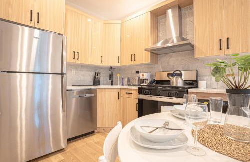 Chic & Modern 3BR Retreat in the Heart of Brooklyn - Foto 23