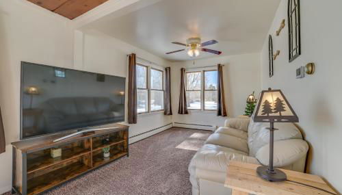 Cozy Tawas City Home with Views of Lake Huron! - Foto 1