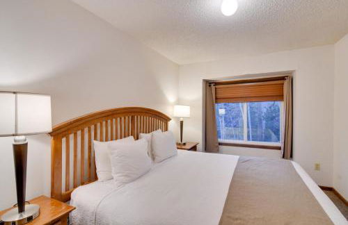 Woodsy Winter Park Condo with Pool and Hot Tub Access - Foto 14