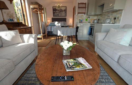 Deer Lodge with a View - Photo 10