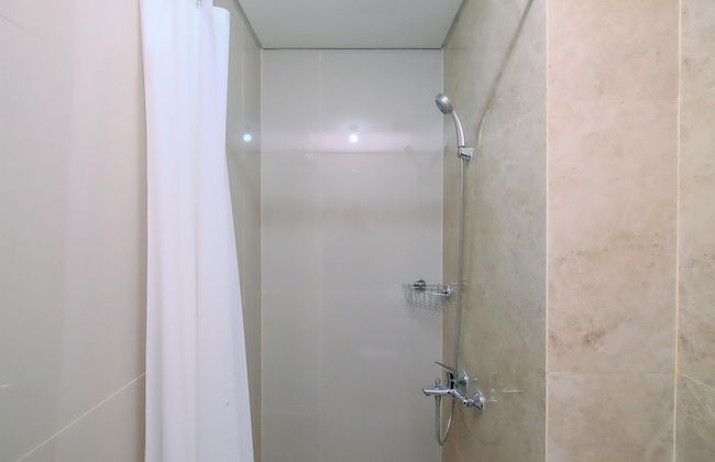 Cozy And Restful Studio At Transpark Cibubur Apartment - Foto 9