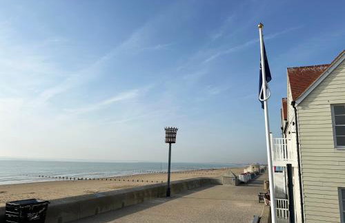 Ocean View Suite - Near Hythe - On Beach Seafront - Private Parking - Photo 22