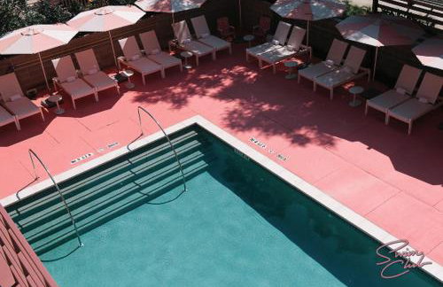 East Austin 2BR 1BA w Patio and Grill, Pet-Friendl Walk to 6th By Austin Vacay - Foto 6