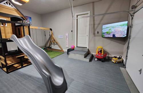 Paradise View Lodge - Amazing Lake Views, Playroom, Pool, HotTub! - Foto 69