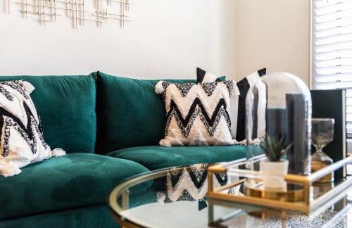 Modern 2BR Stay In Historic West End Near Downtown - Foto 31