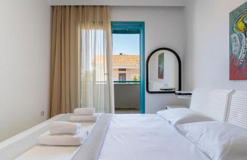 Emerald Seaside Apartment In Pefkohori - Photo 10